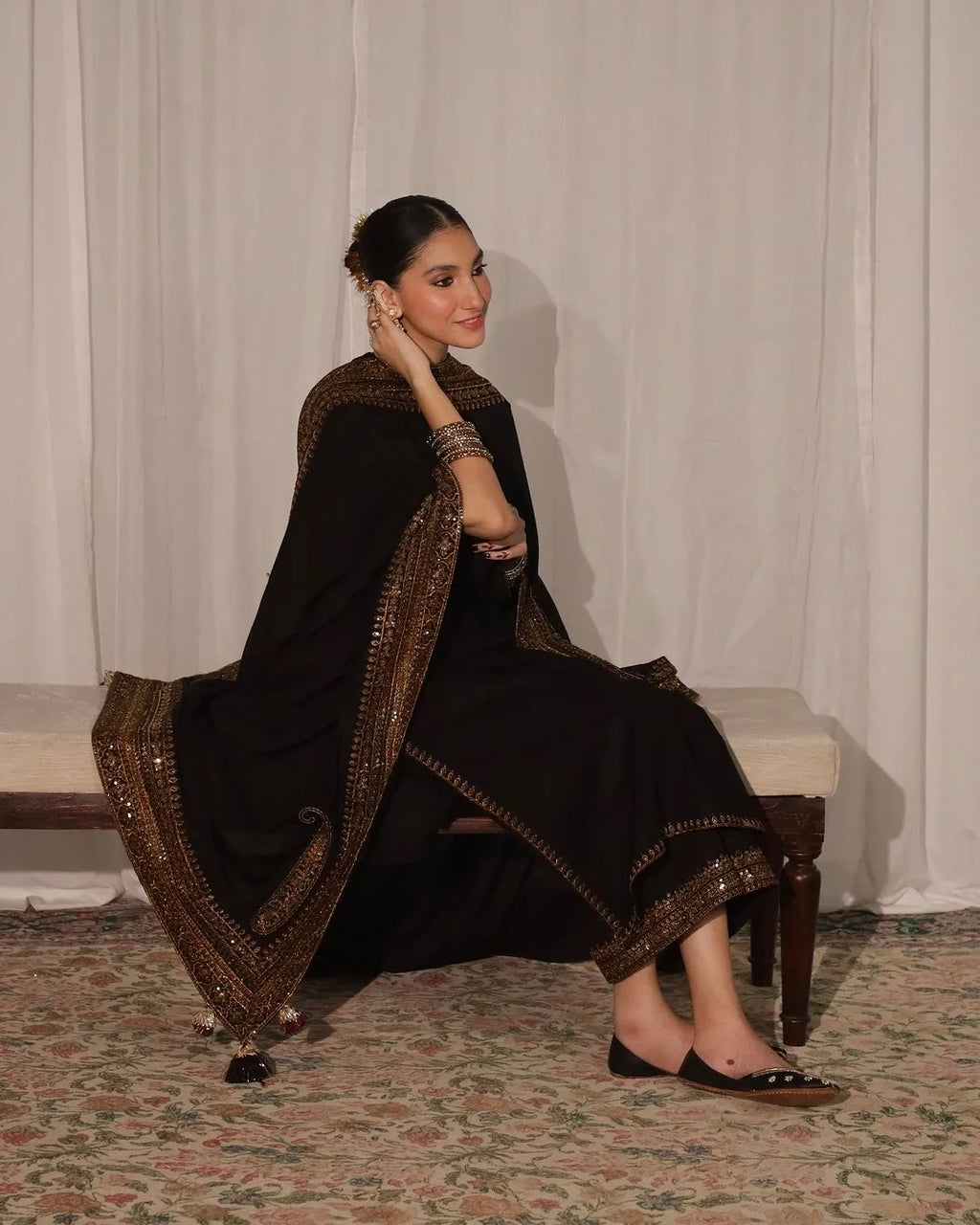 Shaheen Black