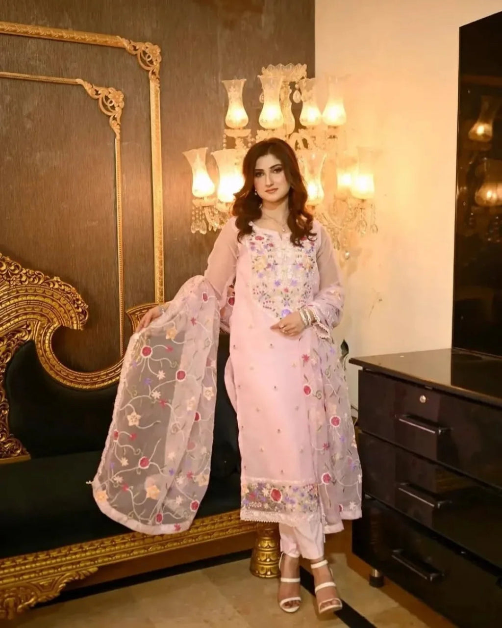Naaz