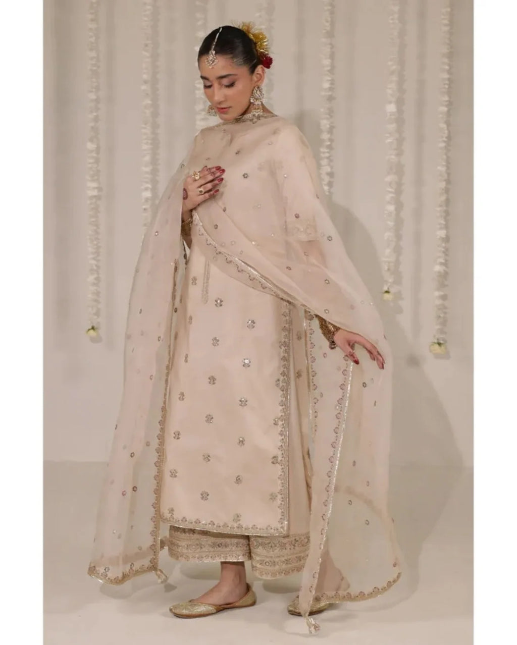 Noor E Zar